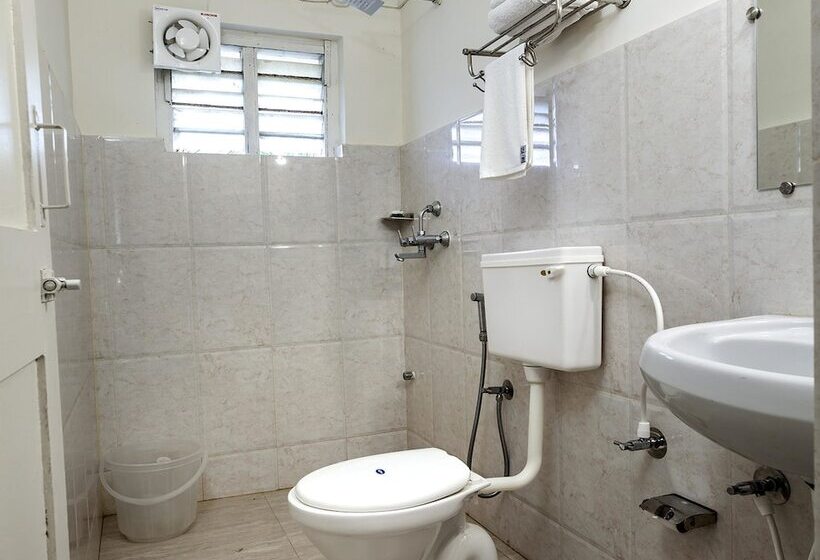 Отель Oyo Rooms Calangute Baga Circle