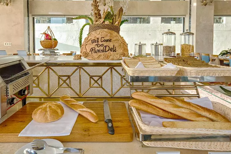 هتل Paris Deli Danang Beach