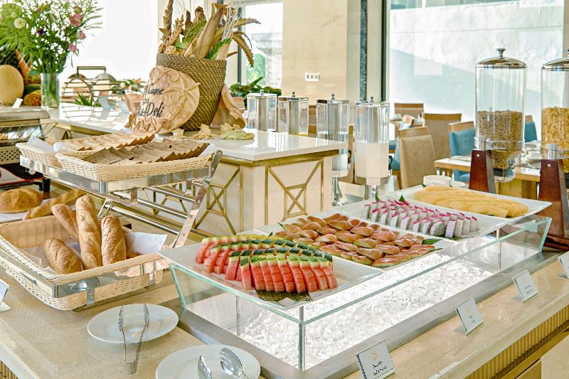 هتل Paris Deli Danang Beach