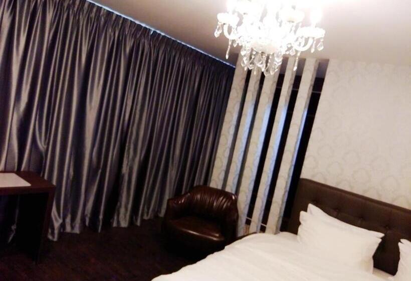 فندق Raintree Boutique