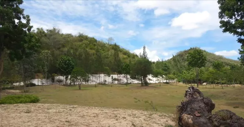 Hotelli Suan Phueng Pa Wai Resort