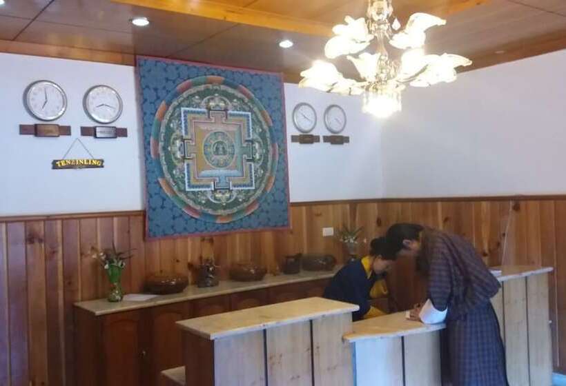 هتل Tenzinling Resort