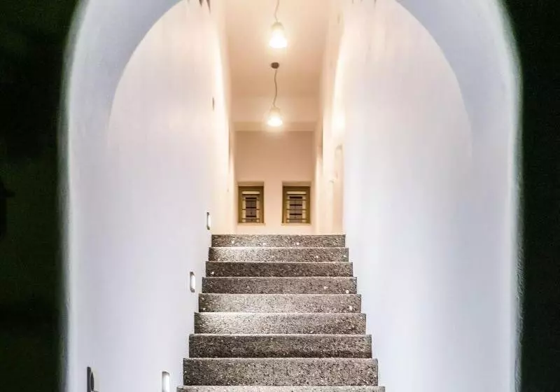 Hotelli Vilos Suites