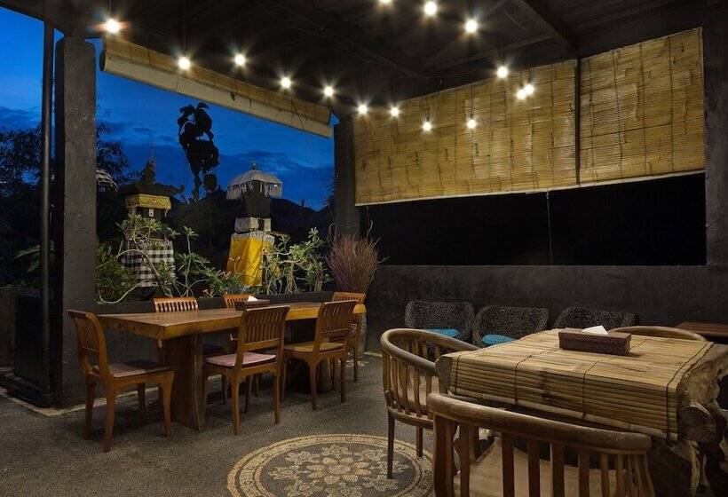 Пансион The Paica