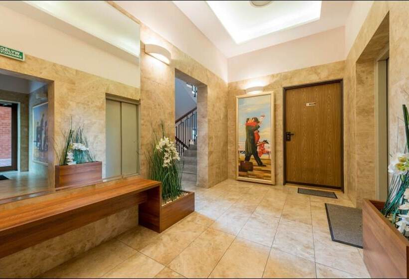 P&o Apartments Tamka