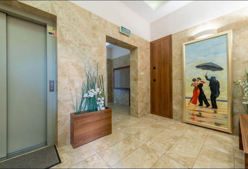 P&o Apartments Tamka