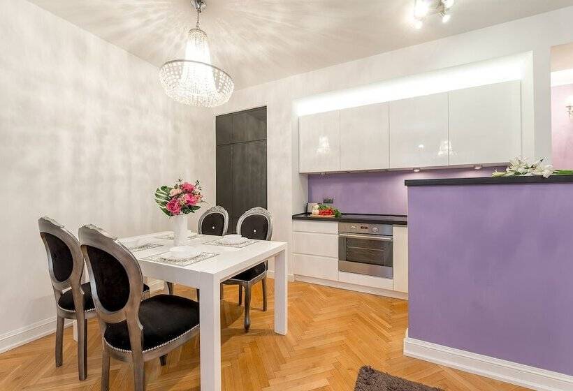 P&o Apartments Tamka