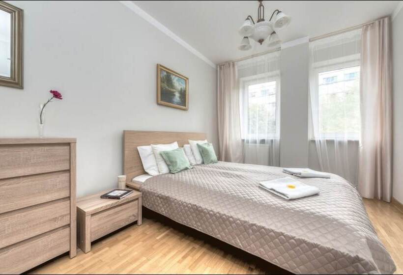 P&o Apartments Tamka