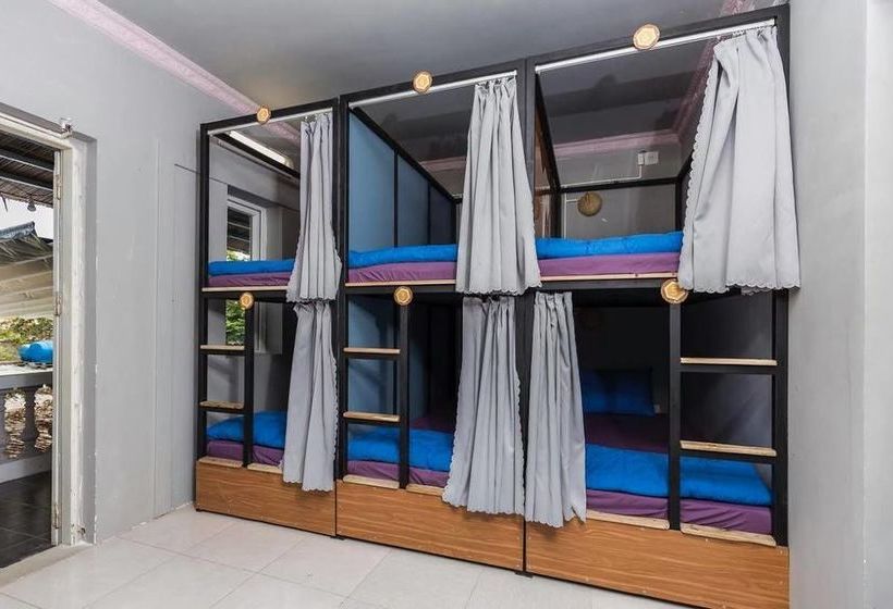 Bookaholic Beach Hostel