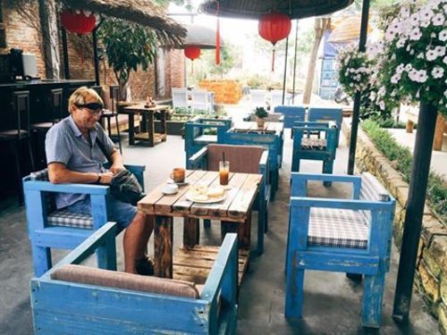 Bookaholic Beach Hostel