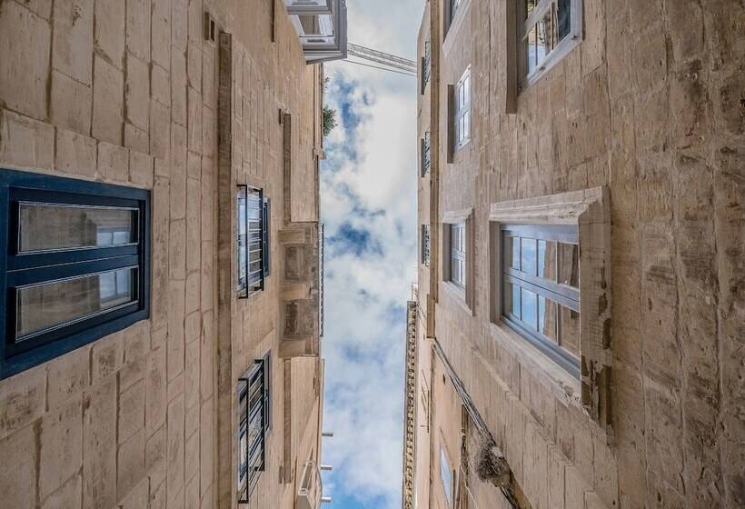 Valletta Ajkla Mansion