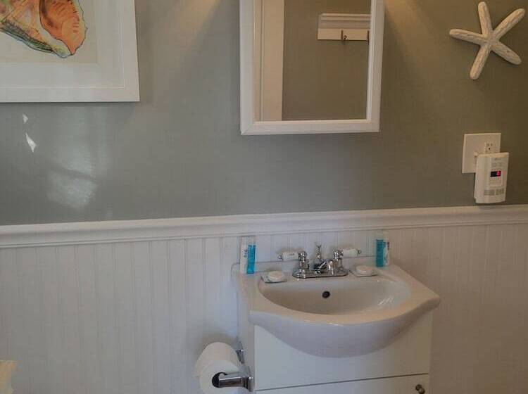 ベッドアンドブレックファースト 2 River Road Inn Cottages