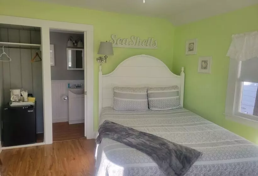 Aamiaismajoitus (B&B) 2 River Road Inn Cottages