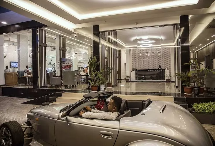 تختخواب و صبحانه Sierra Palms Resort