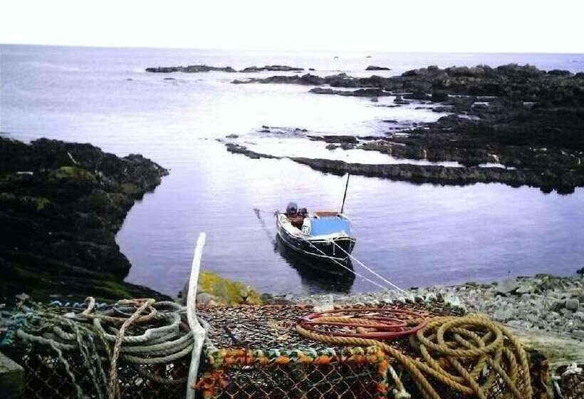 Door To The Shore Seafront Cottages
