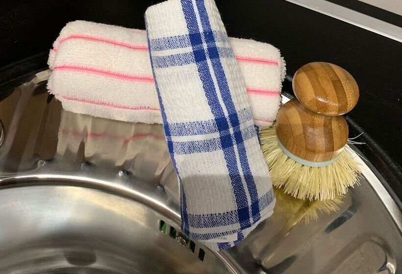 Door To The Shore Seafront Cottages