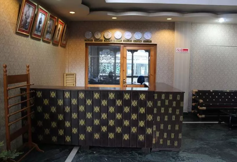 هتل Bhutan Centennial Tavern