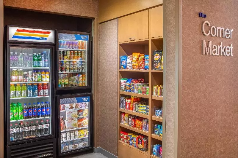 ホテル Fairfield Inn & Suites By Marriott Mcpherson