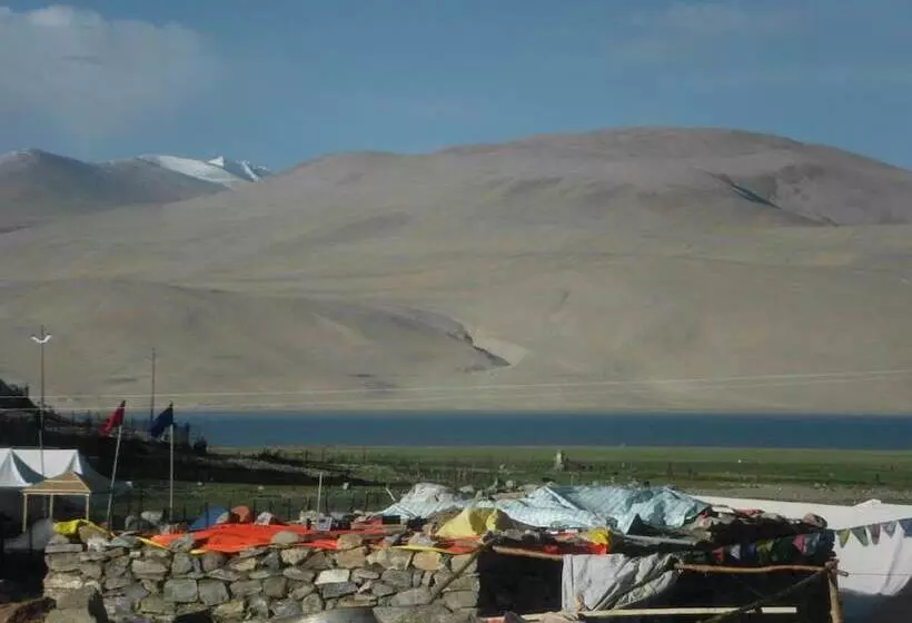 ホテル Golden Mark Camp