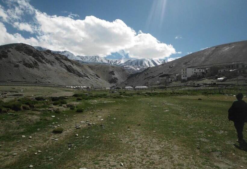 호텔 Golden Mark Camp