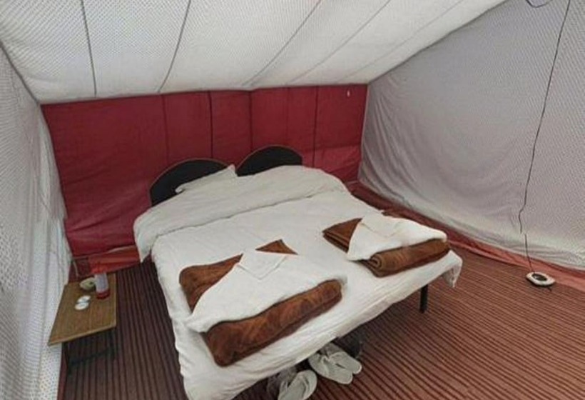 호텔 Golden Mark Camp