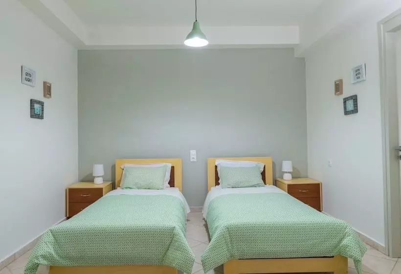 هتل Infinite Blue Apartments