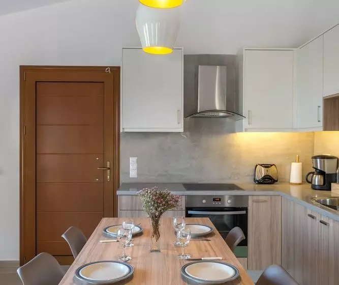 هتل Infinite Blue Apartments