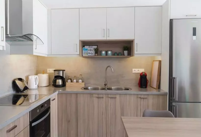 هتل Infinite Blue Apartments