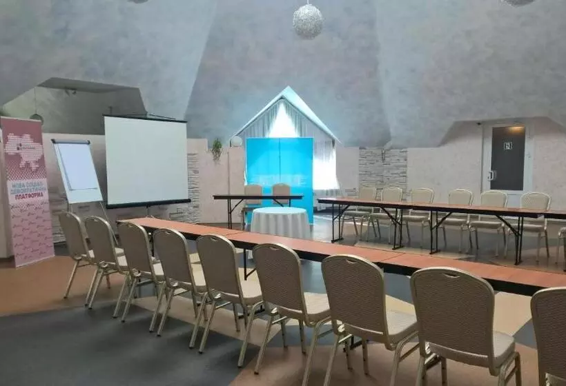 ホテル Knyazhyi Dvir