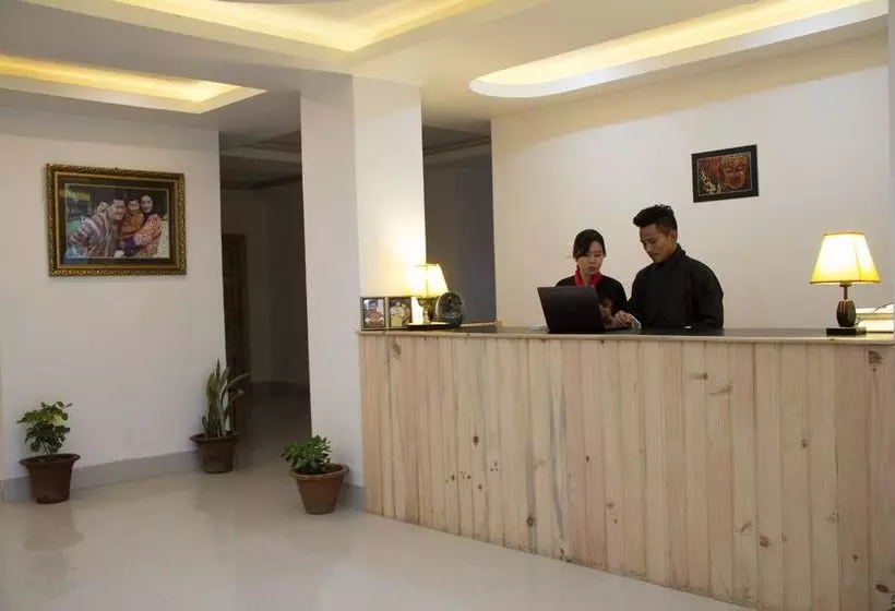 هتل Lhaki Yangchak Residency