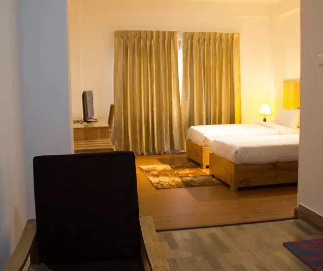 هتل Lhaki Yangchak Residency