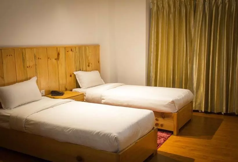 هتل Lhaki Yangchak Residency
