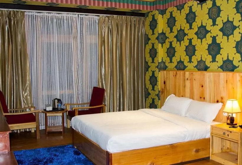 هتل Lhaki Yangchak Residency