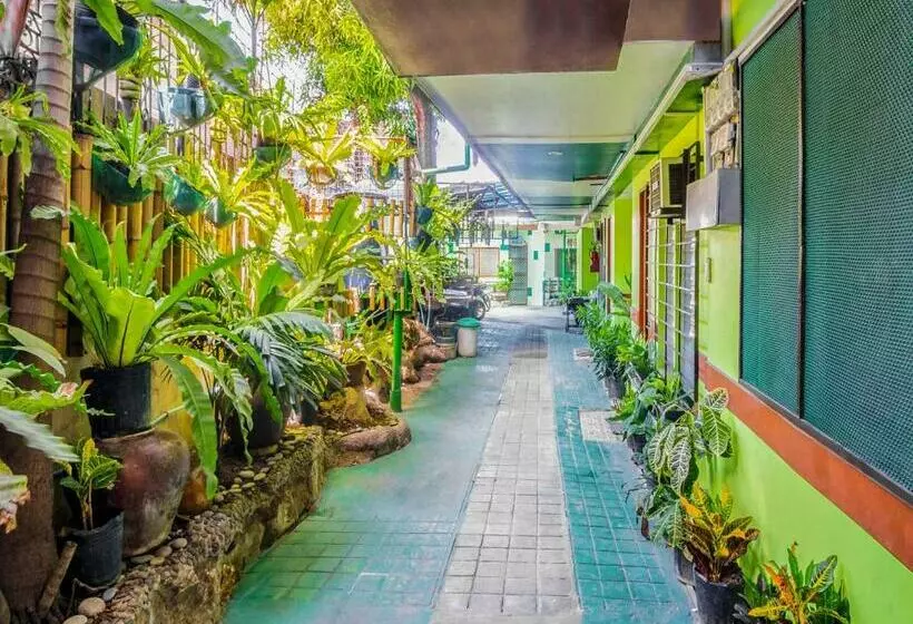 Hotelli Maanyag Pension House