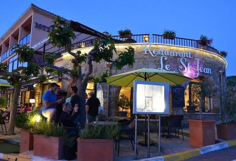 Hotel & Restaurant Le Saint Jean