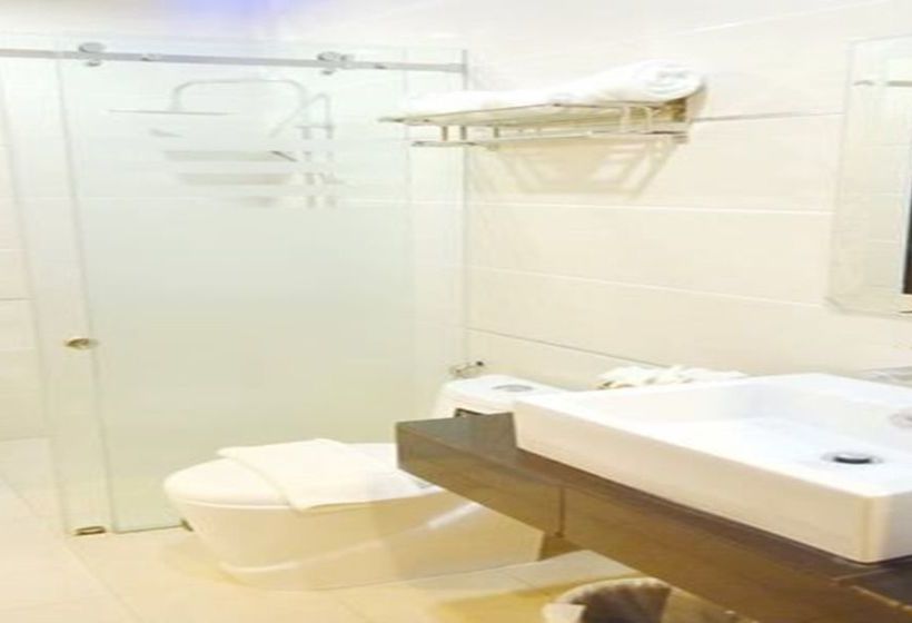 בית מלון כפרי Thatluang View