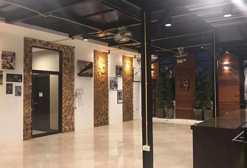 בית מלון כפרי Thatluang View