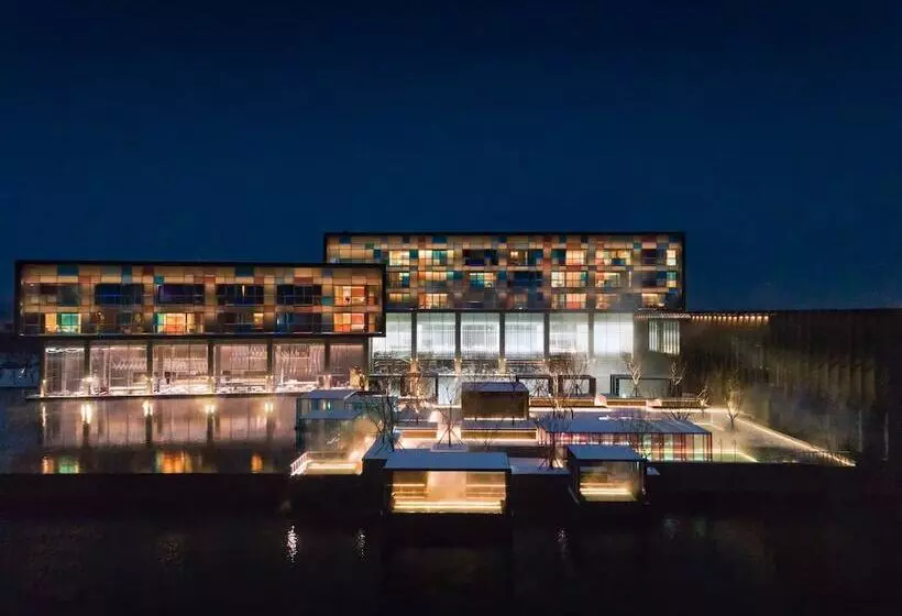 ホテル Yanling Jianye The Mist Hot Spring