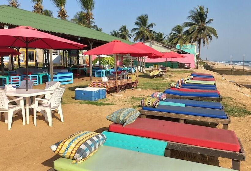 هتل Tropicana Beach & Resort