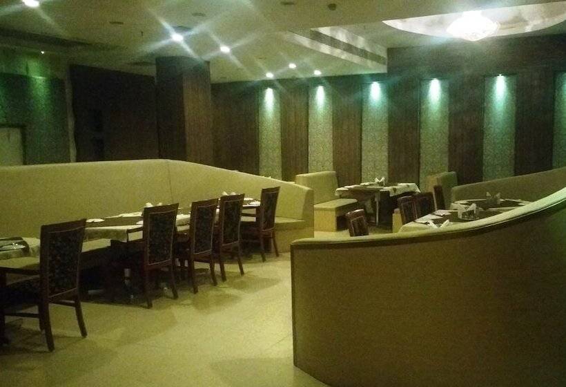 هتل Venky Residency