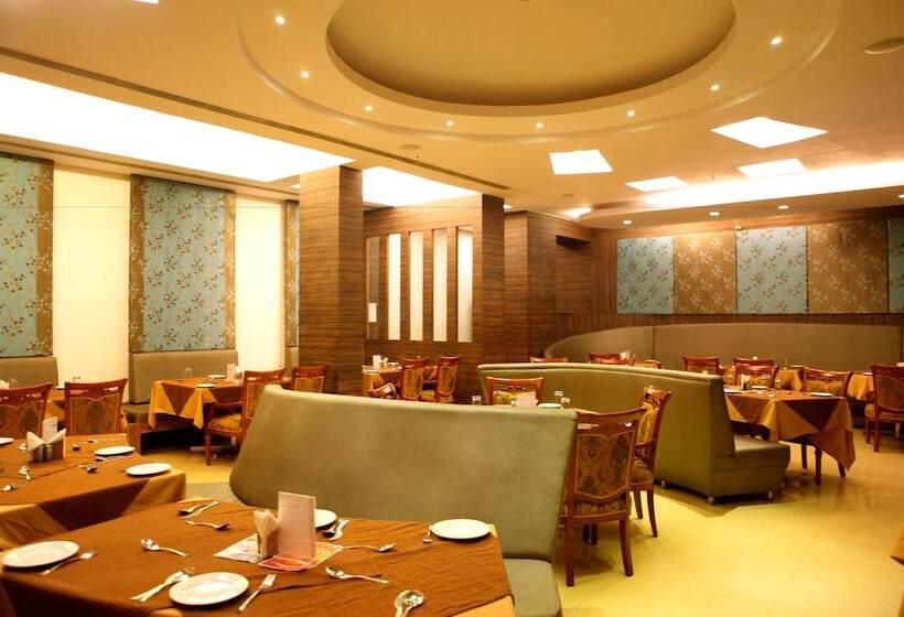 هتل Venky Residency