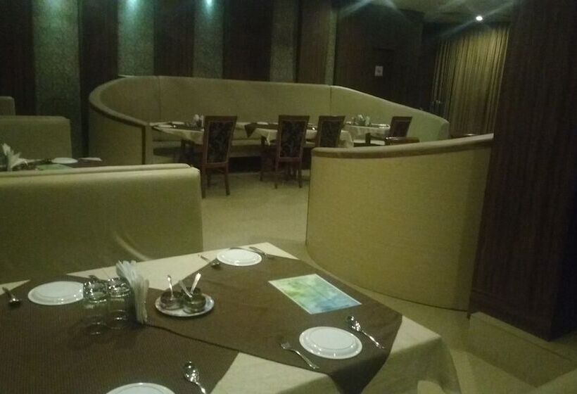 هتل Venky Residency