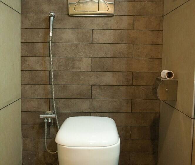 هتل Venky Residency