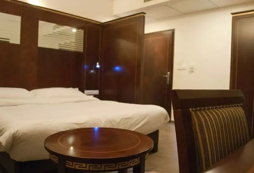 Hotelli Venky Residency