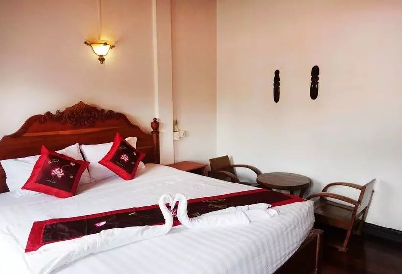 ホテル Villa Rattanakon