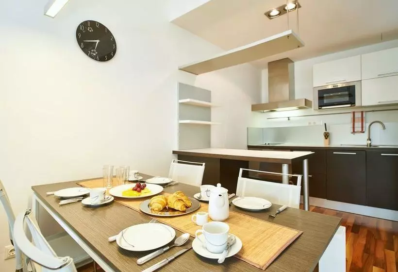 City Plaza Apartments By Irundo