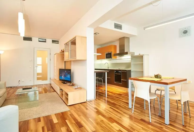 City Plaza Apartments By Irundo