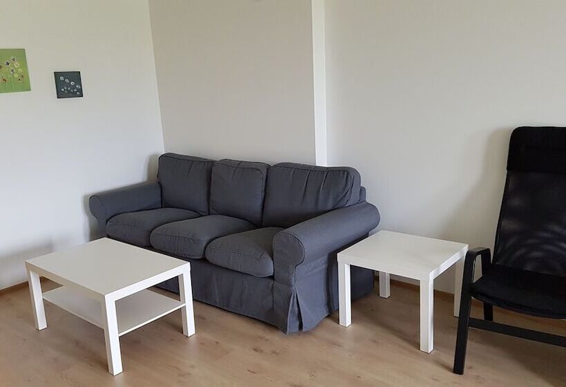 پانسیون Akranes Guesthouse