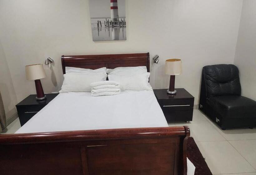 پانسیون Tsumeb Guesthouse Kamho
