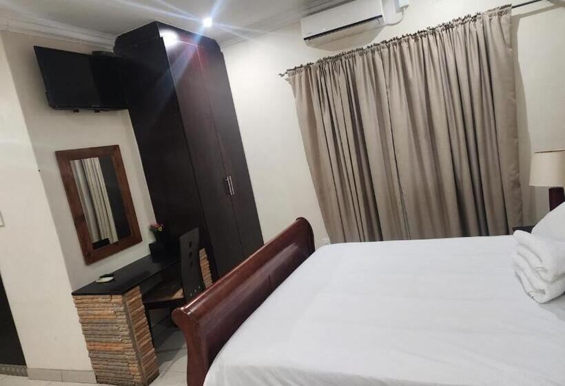 پانسیون Tsumeb Guesthouse Kamho